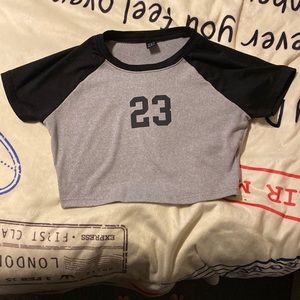 shein crop top size medium